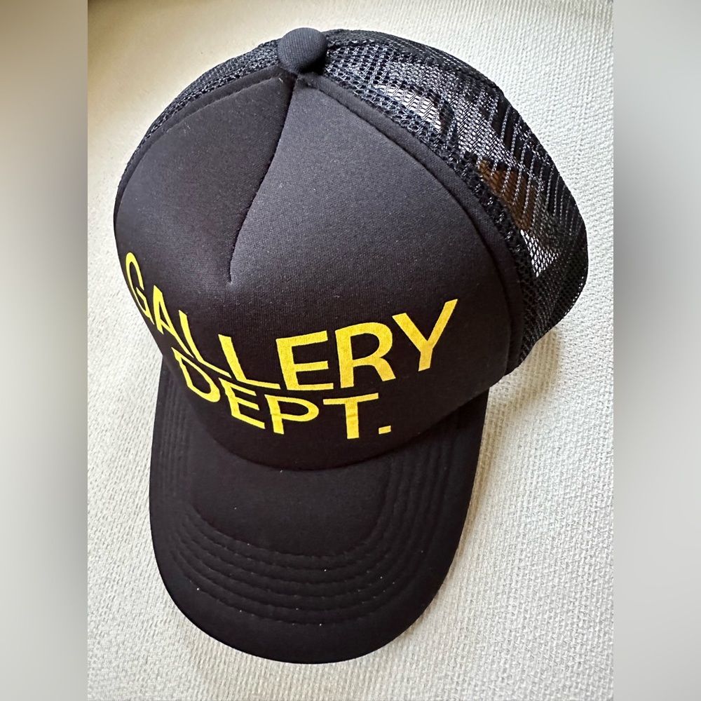 GALLERY DEPT. Trucker Cap